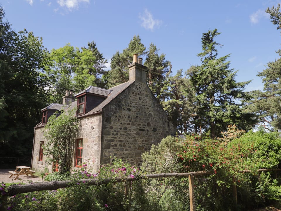 Cottage | Exterior
