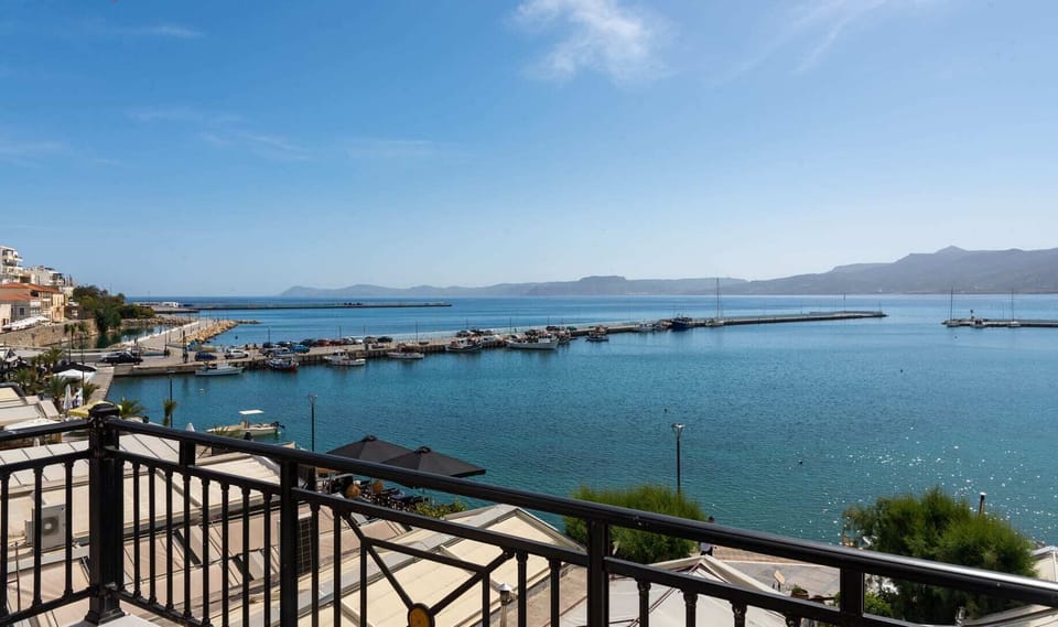 Panoramic port view