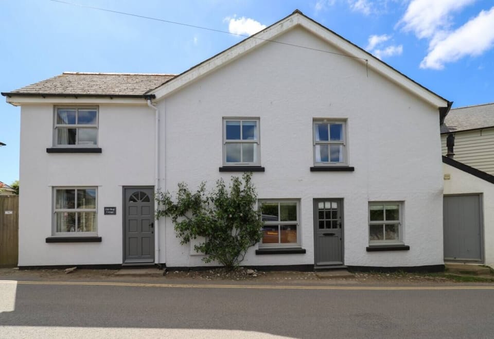 Old Shop Cottage front 