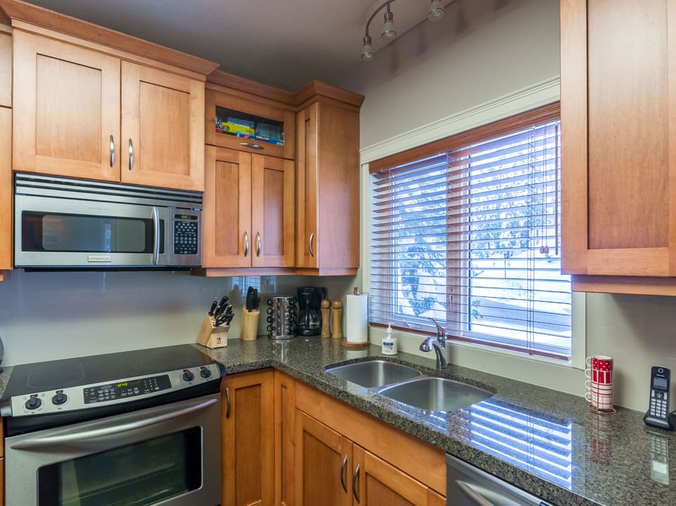 Lots of cupboard space for groceries