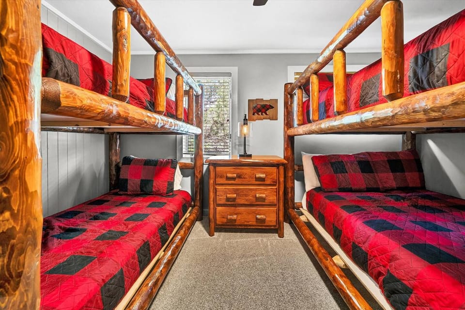 Guest bedroom has double bunk beds, one twin and one full (double).  Sleeps 6 in this room.