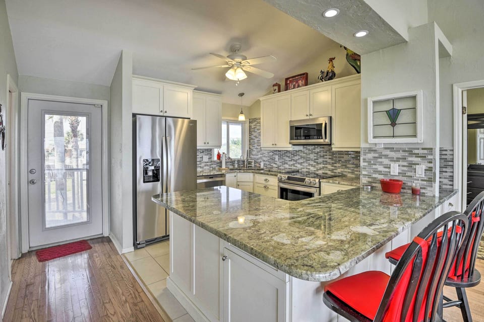 Kitchen | Fully Equipped | Cooking Basics | Coffee Maker