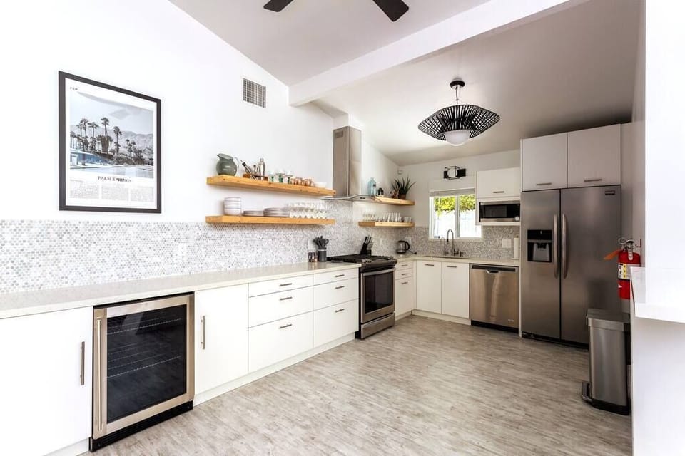 Fully equipped kitchen