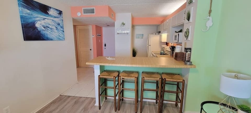 Apartment, 1 Bedroom | Private kitchen | Coffee/tea maker, fridge, oven, toaster