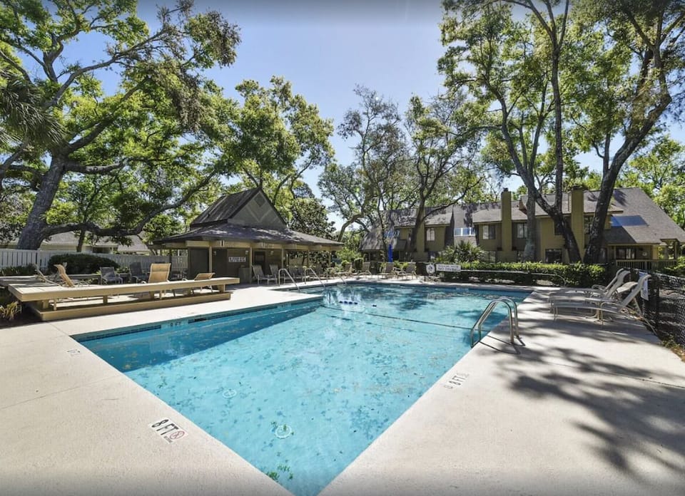 Fazio Community Pool