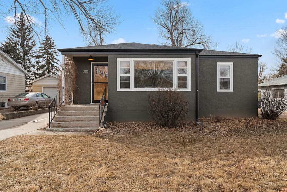 Within walking distance to the nicest parks in Rapid City and if you bring your furry friends along the beautiful dog park is close by.