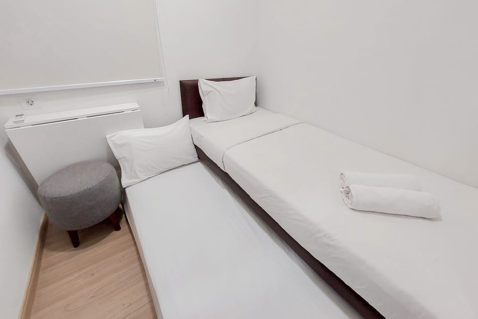 Room | 2 bedrooms, free WiFi, bed sheets