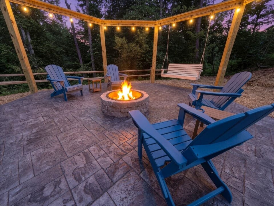 Gather `round — evenings at Bearfoot Splash are something special.