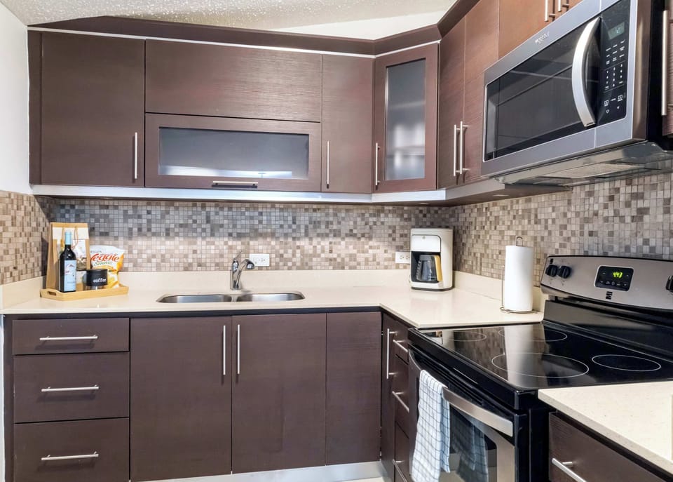 Full Kitchen with all the Essentials