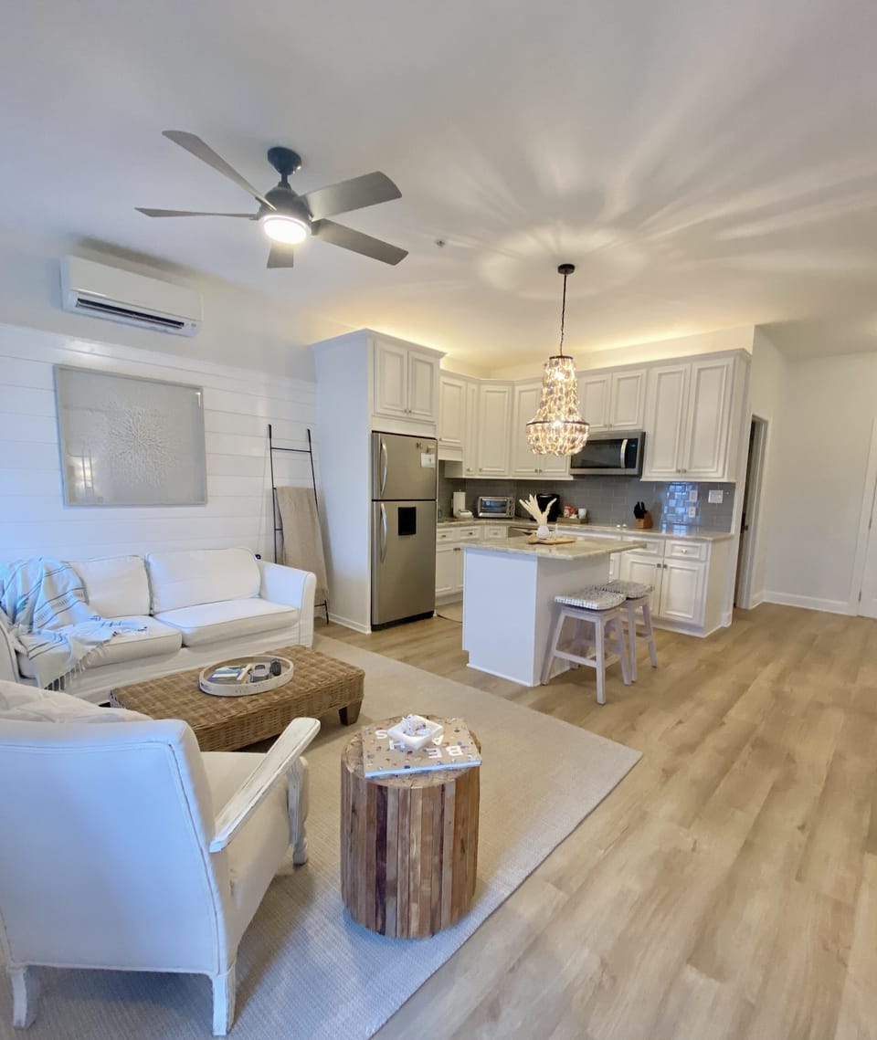 Full kitchen