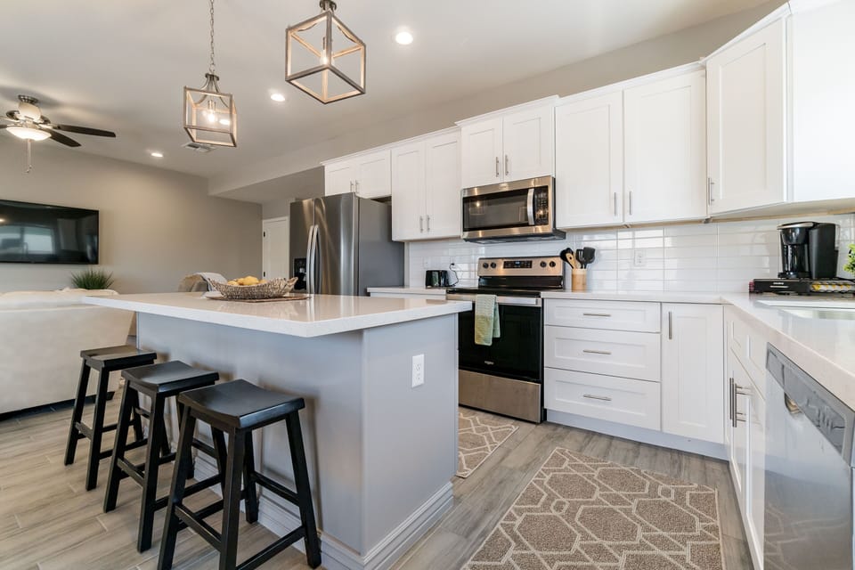 Kitchen & island