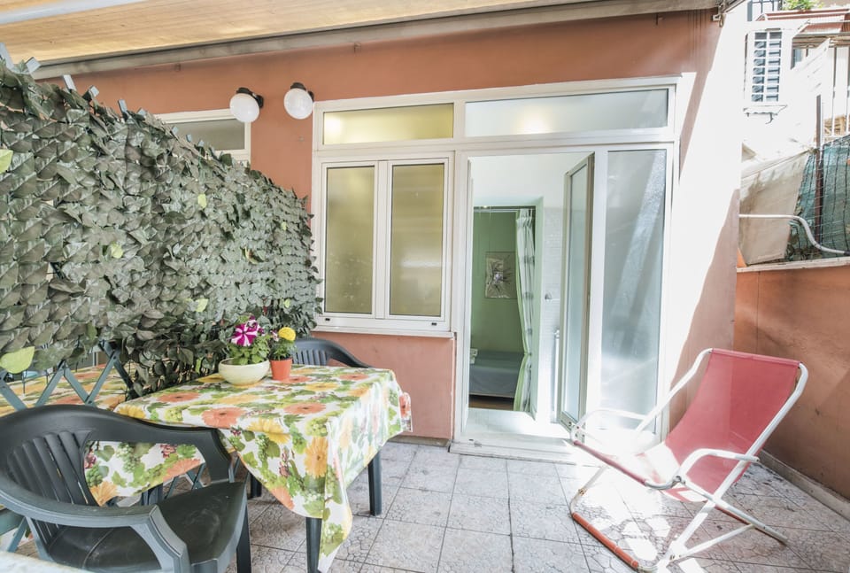 Double or Twin Room | Terrace/patio