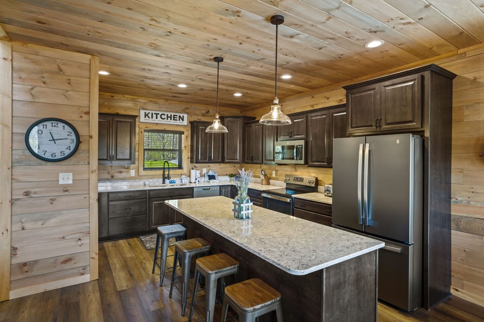 Kitchen Bar 