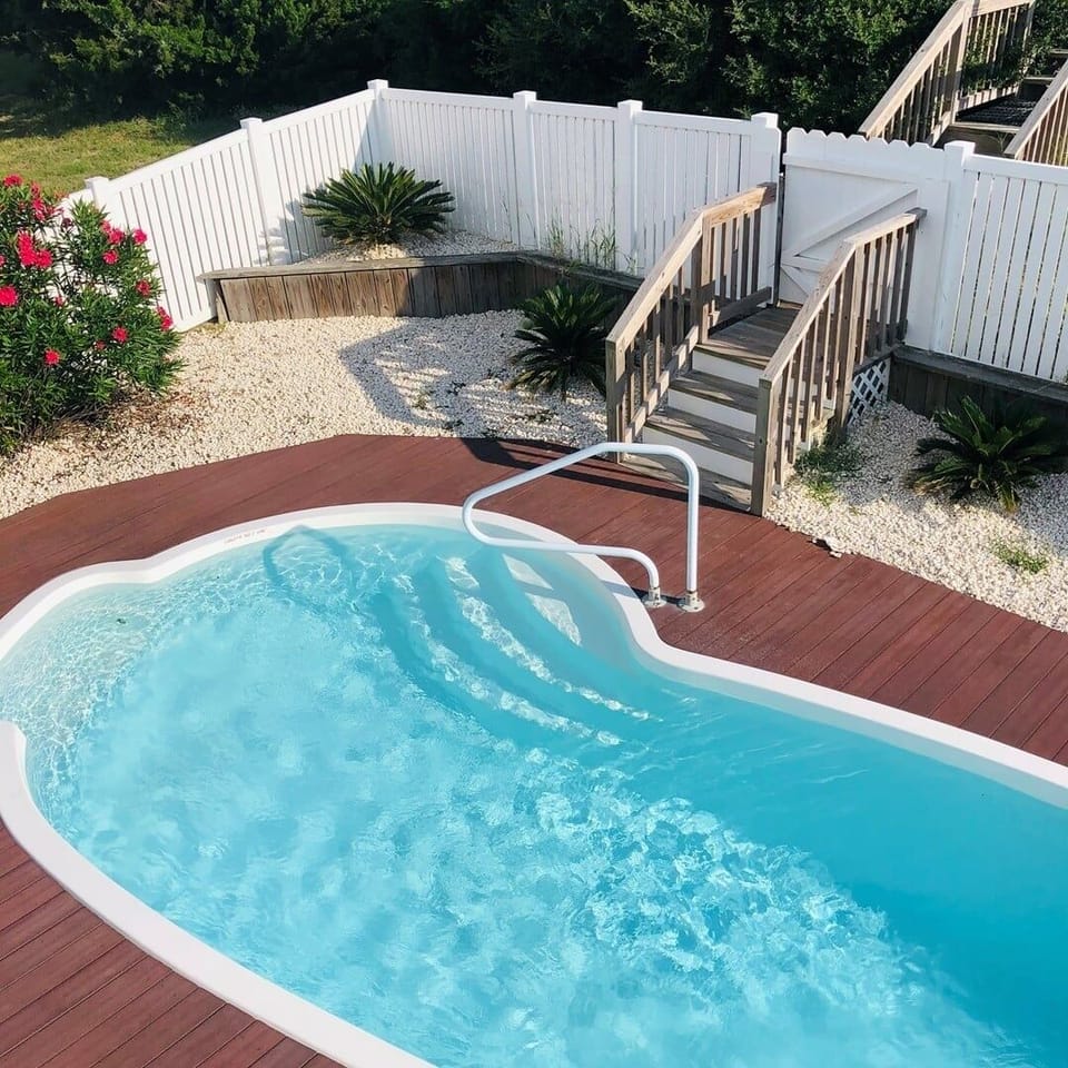 House, 4 Bedrooms | Pool