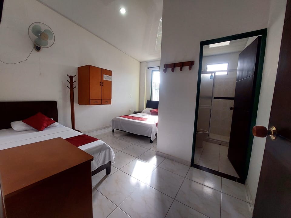 Family Room | Individually decorated, desk, laptop workspace, free WiFi
