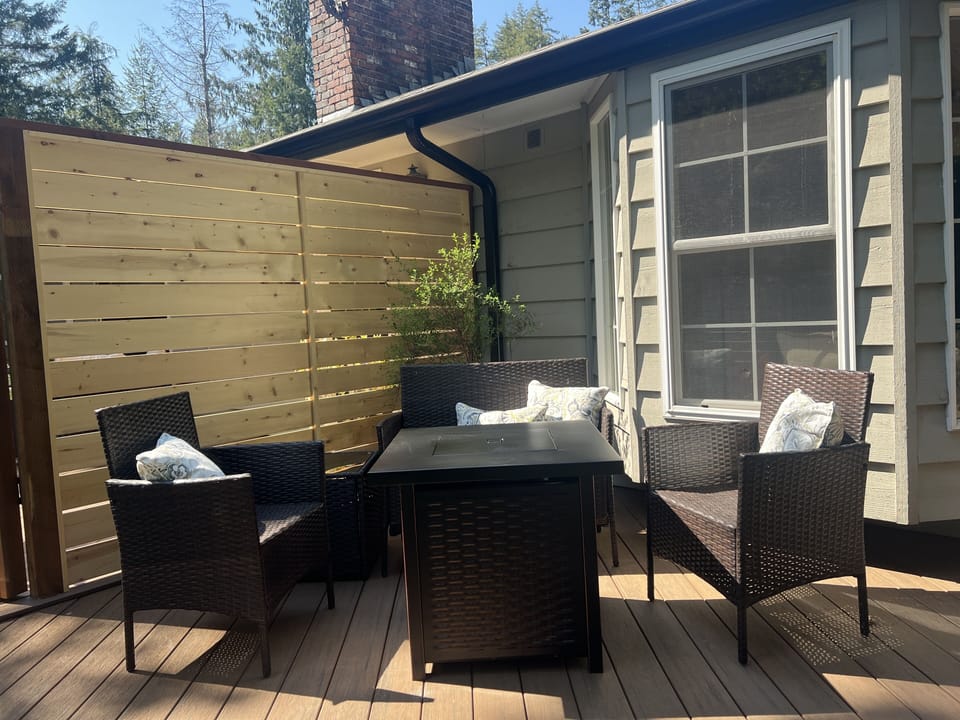 Outdoor seating with propane fire table