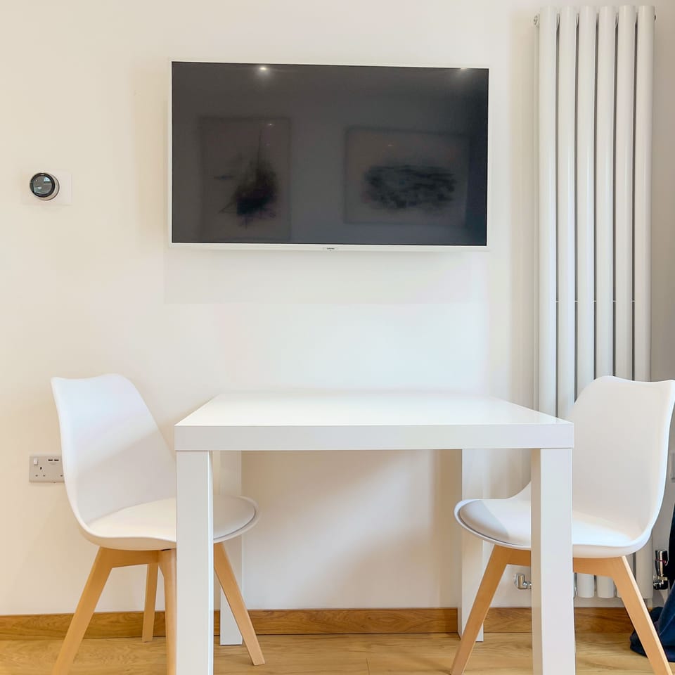 Luxury Cabin, 1 King Bed, Non Smoking, Kitchen | Private kitchen