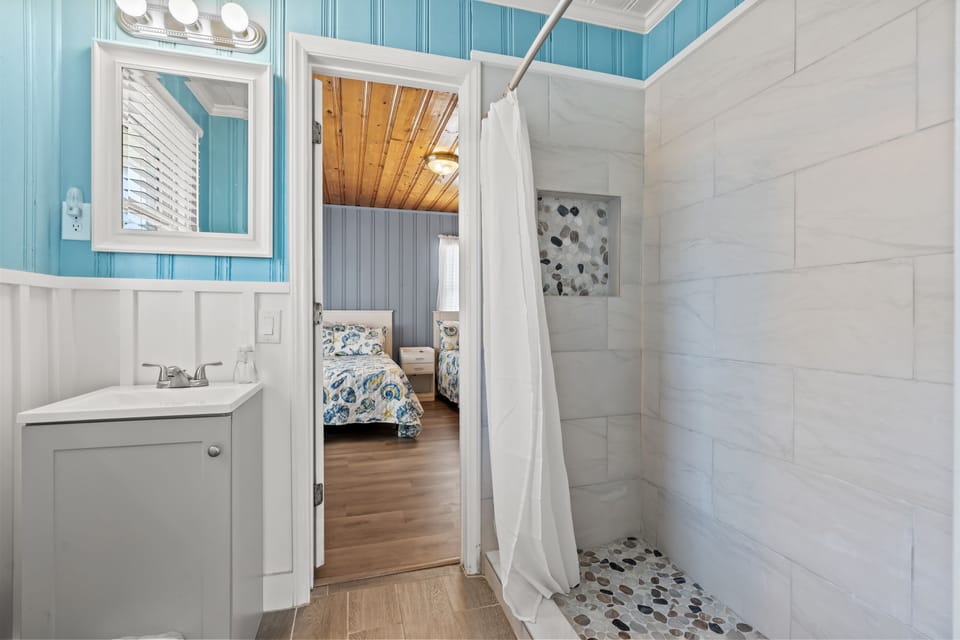 Rinse off and get ready for some more family fun after a day on the beach.