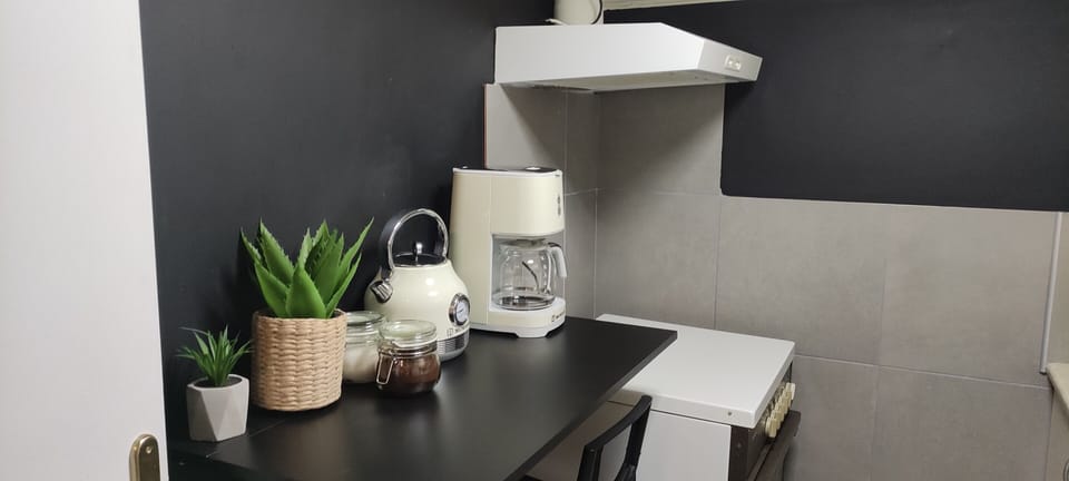 Apartment | Private kitchen | Fridge, coffee/tea maker, electric kettle, dining tables