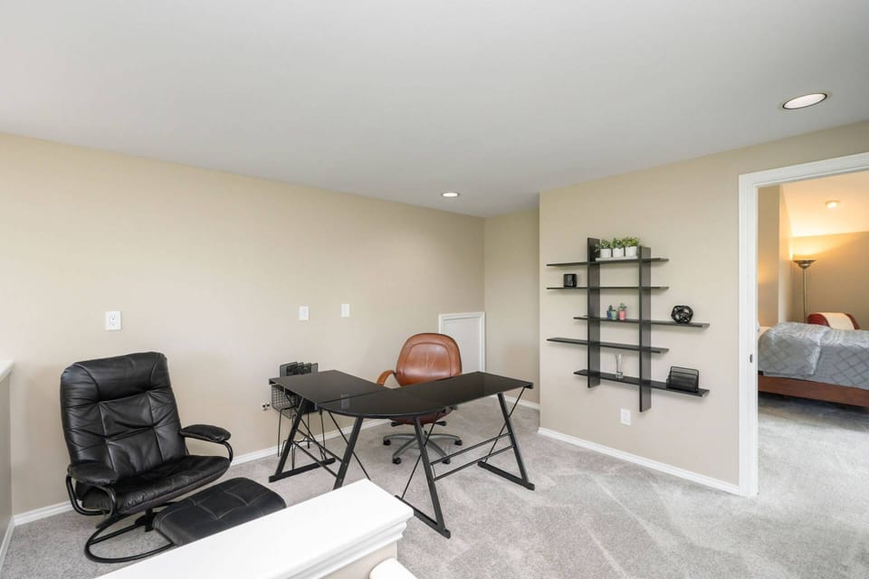 Master office