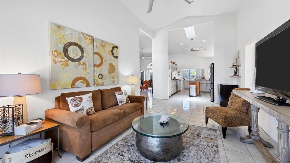 This villa has a total of 3 bedrooms.