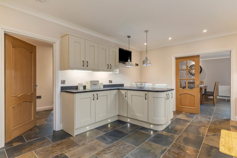 House | 5 bedrooms