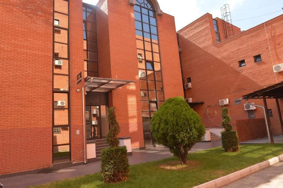 In-room business center