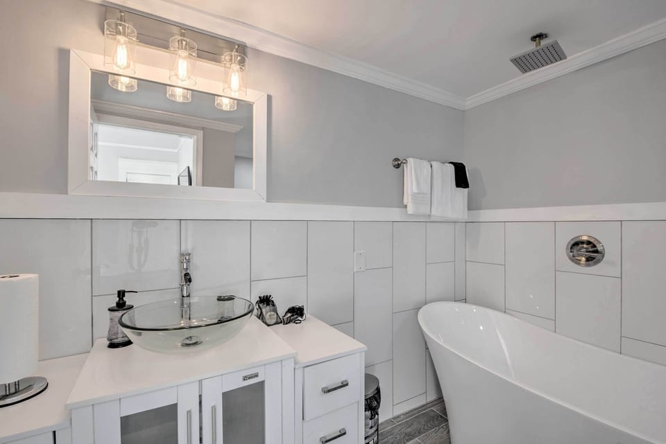 Bathroom | Complimentary Toiletries