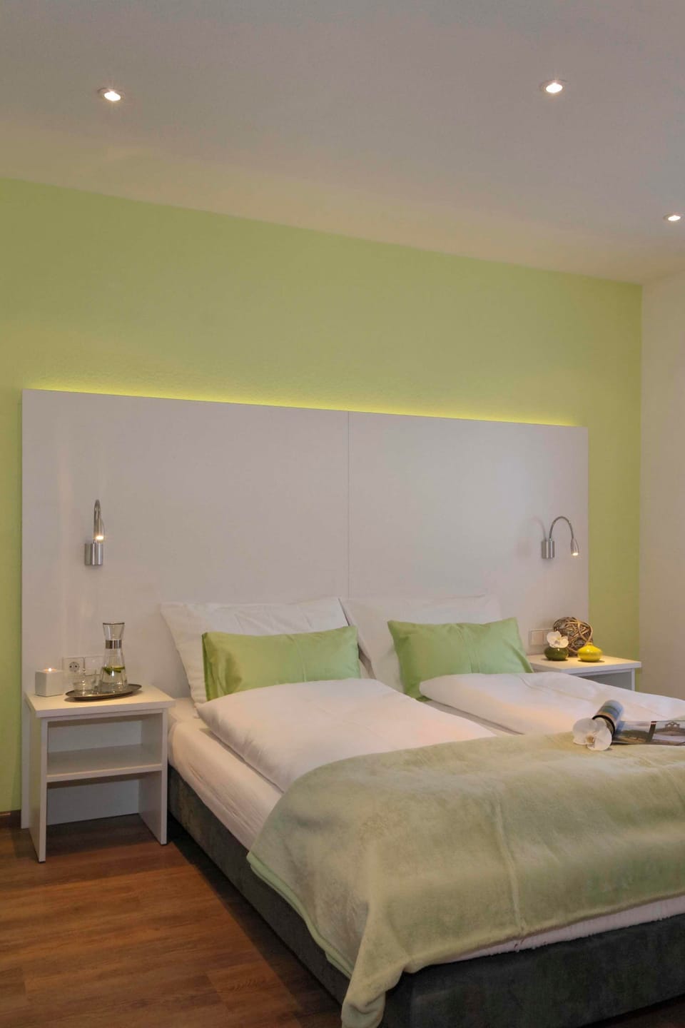 Comfort Double Room (air conditioner) | Soundproofing, free WiFi, bed sheets