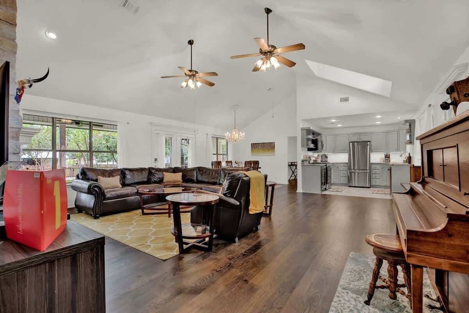 Sit back and relax in this beautiful living room!
