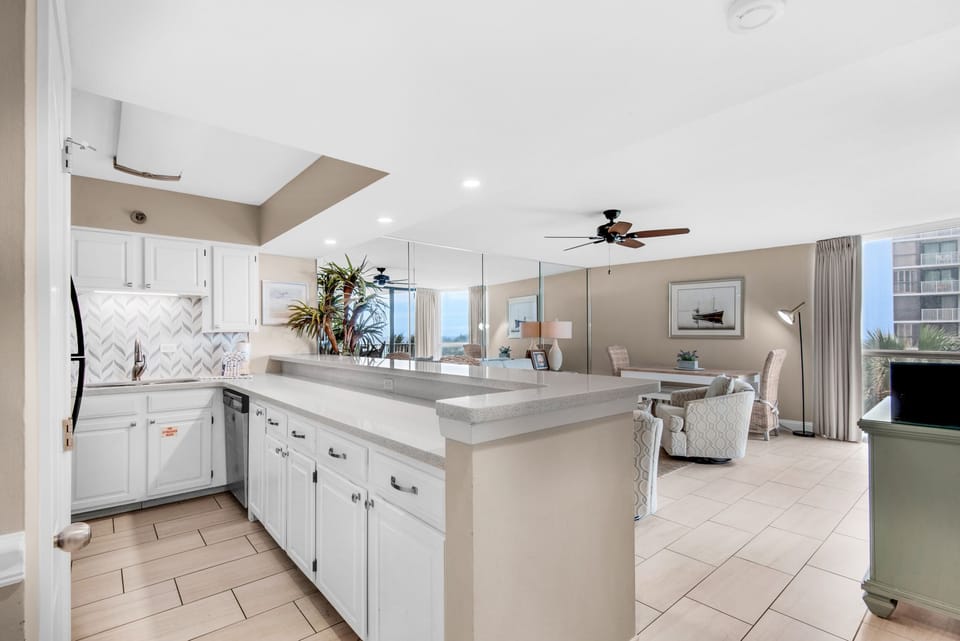 Kitchen to living room