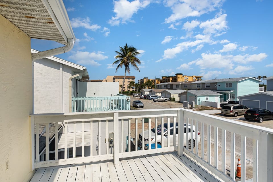 Yes, that's the beach you're looking at!