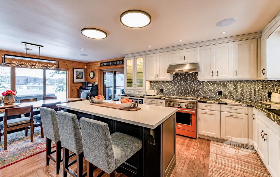 Kitchen &amp; Bar Seating