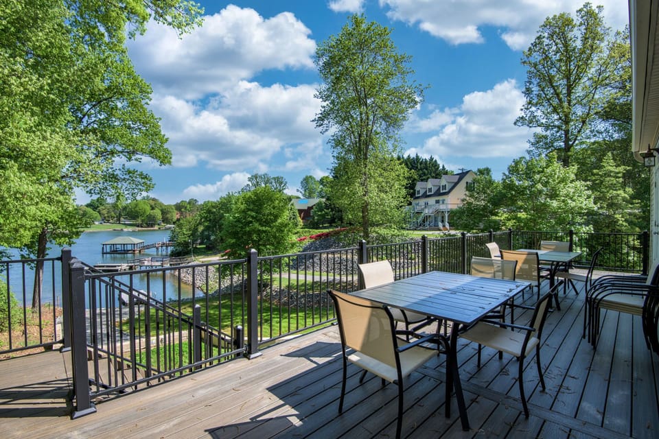 New Composite Deck Overlooking Lake