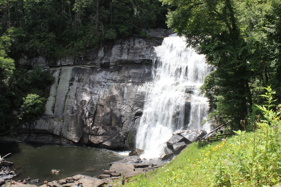 Nearby Rainbow Falls