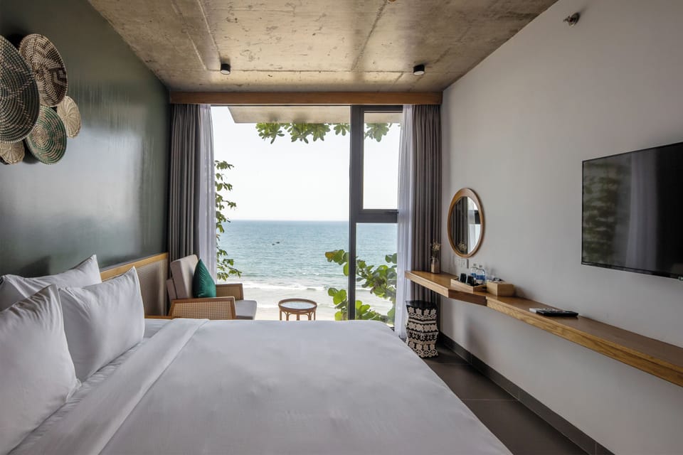 Ocean Suite | Premium bedding, pillowtop beds, minibar, in-room safe