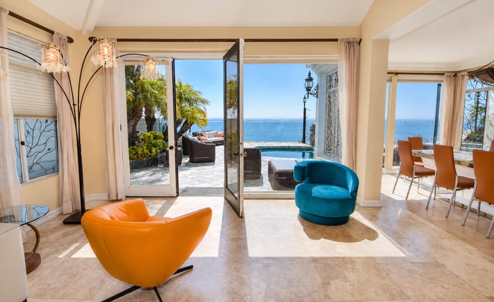 Coronado Cays Beachfront with Private Pool & Spa House in National City