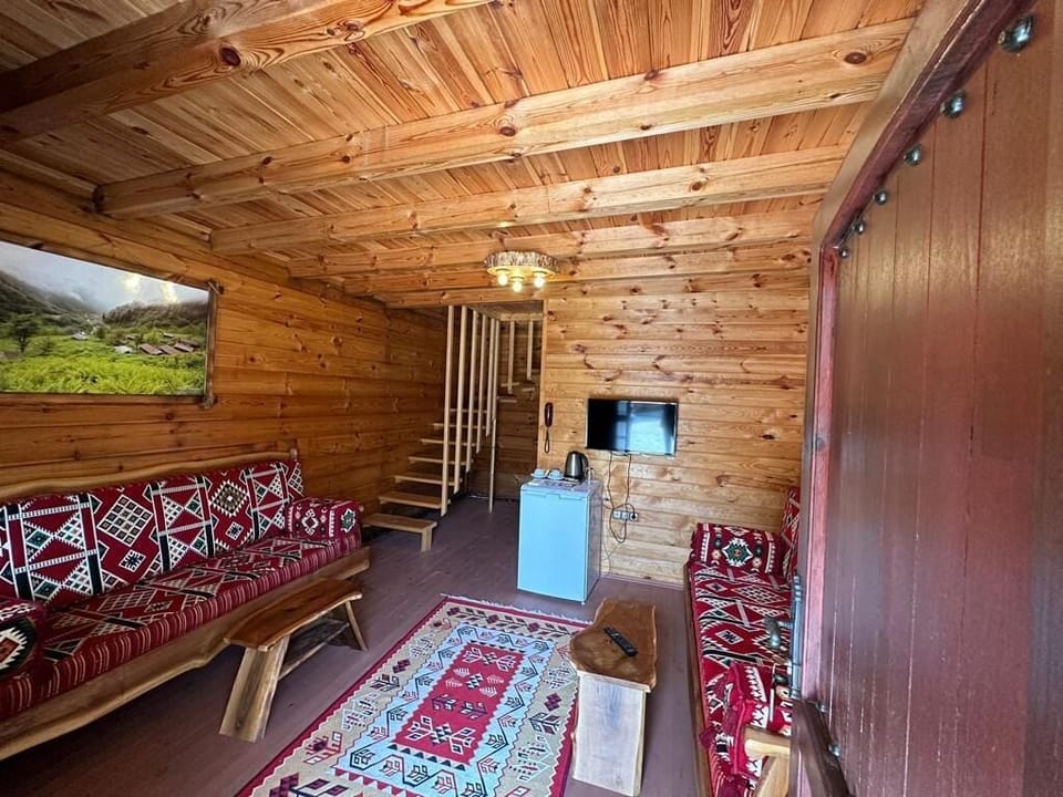 Luxury Tree House, 1 Bedroom, Smoking, Mountain View | Premium bedding, down comforters, minibar