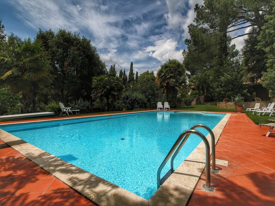 Holiday Home Swimming Pool