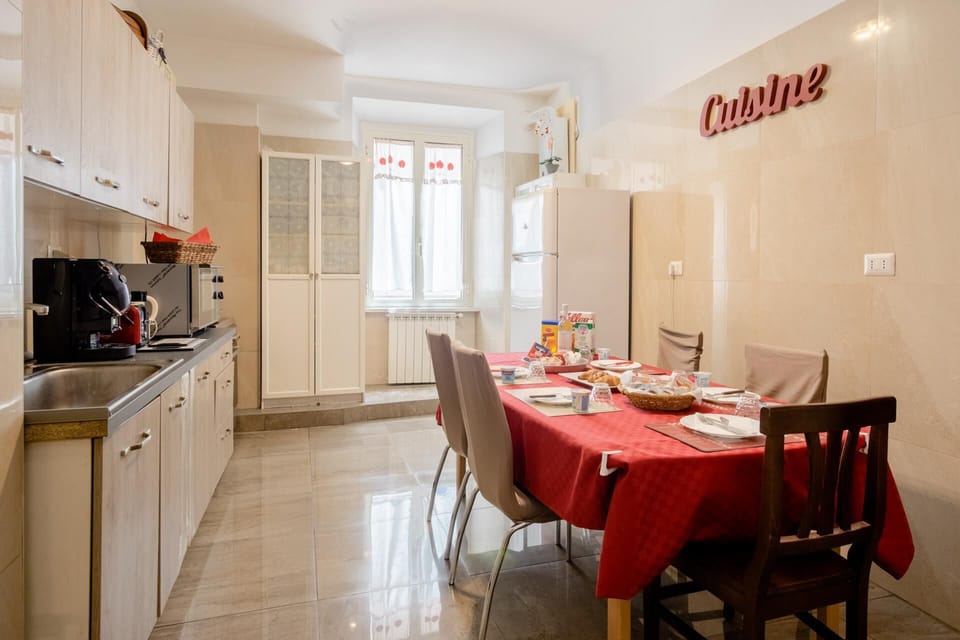 Apartment | Private kitchen | Fridge, microwave, oven, stovetop
