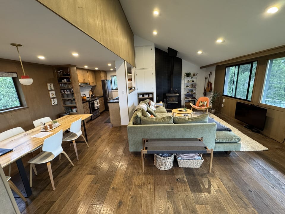 Apartment, 3 Bedrooms | Living area | Smart TV