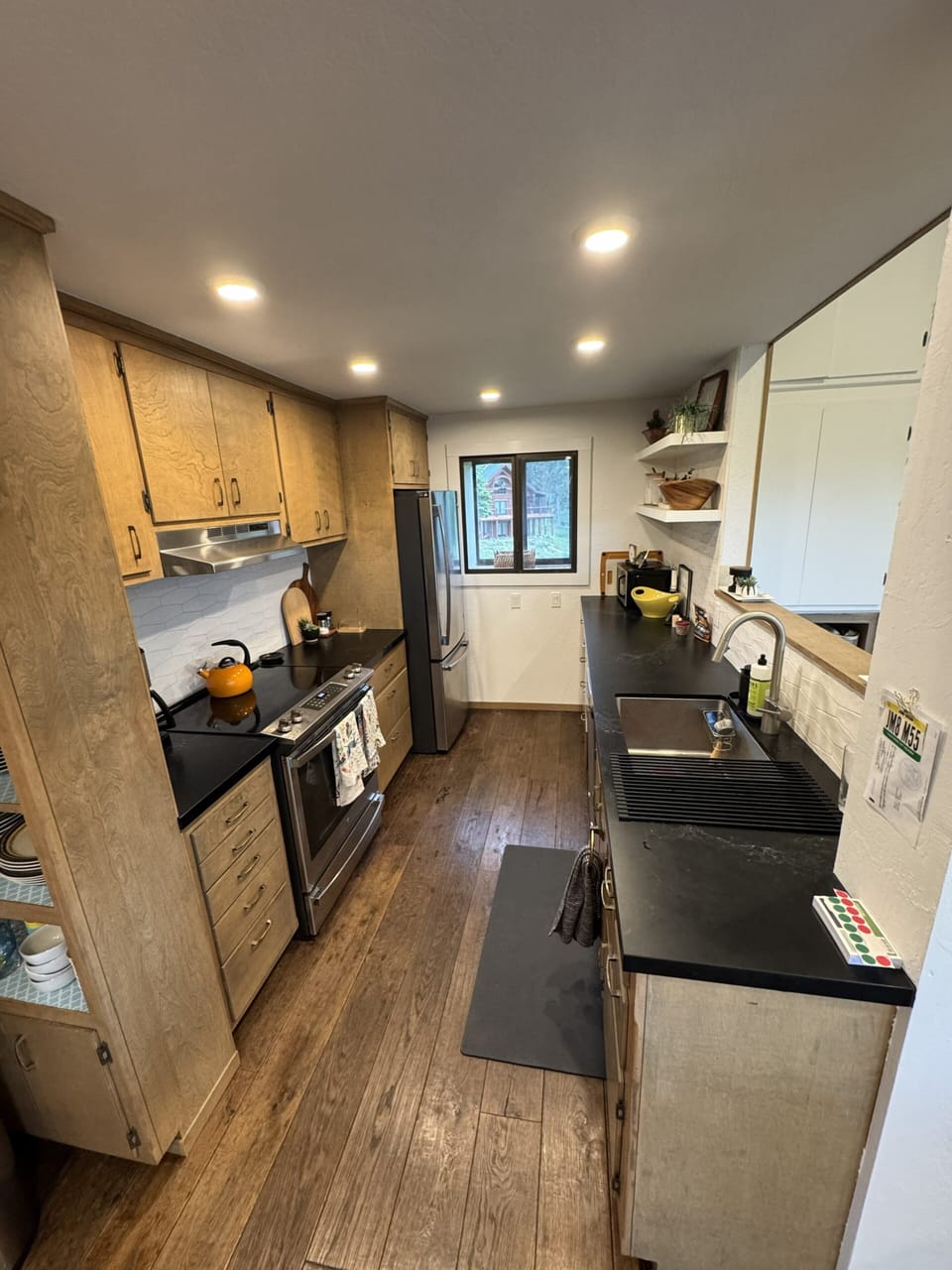 Apartment, 3 Bedrooms | Private kitchen | Coffee/tea maker, fridge, oven, toaster
