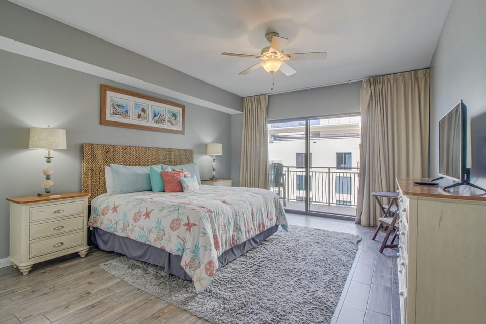 Spacious and luxurious master bedroom.