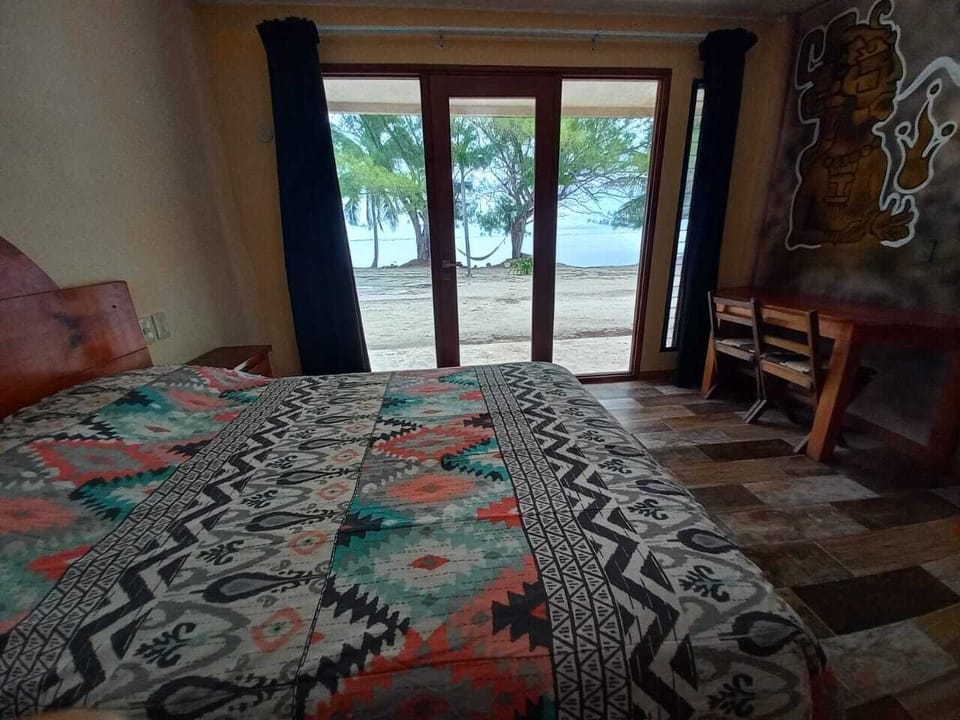 Desk, laptop workspace, free WiFi