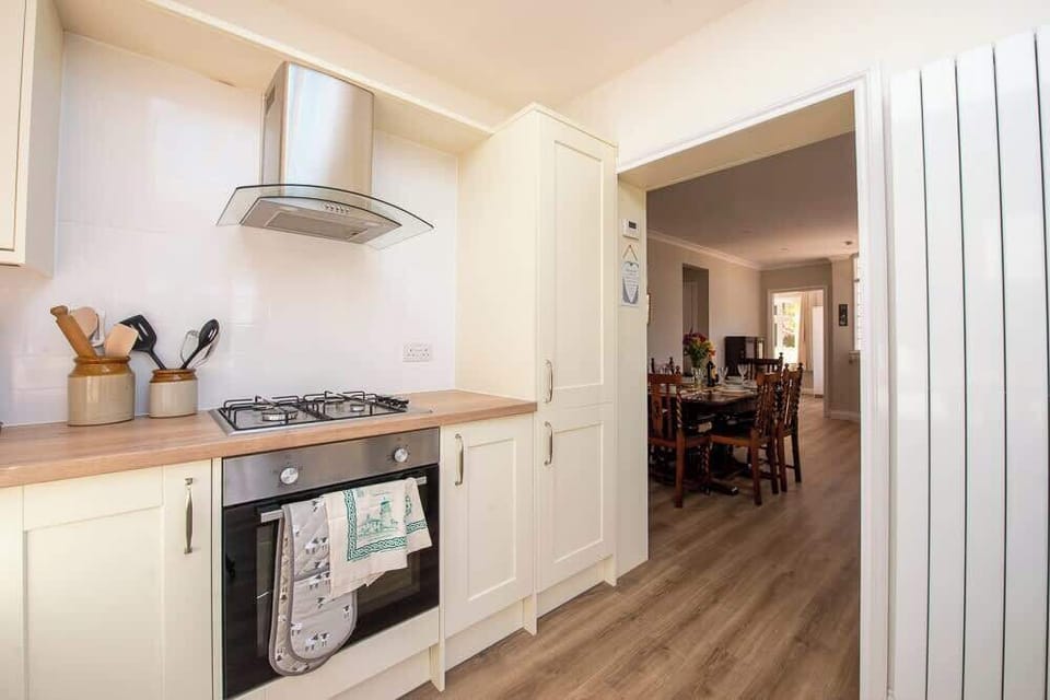 Well equipped kitchen