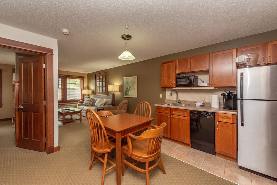 Hotel Amenity - Game Room