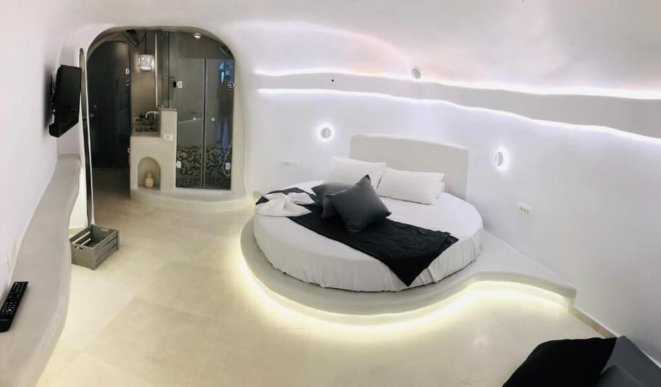 Superior Room | Soundproofing, iron/ironing board, free WiFi