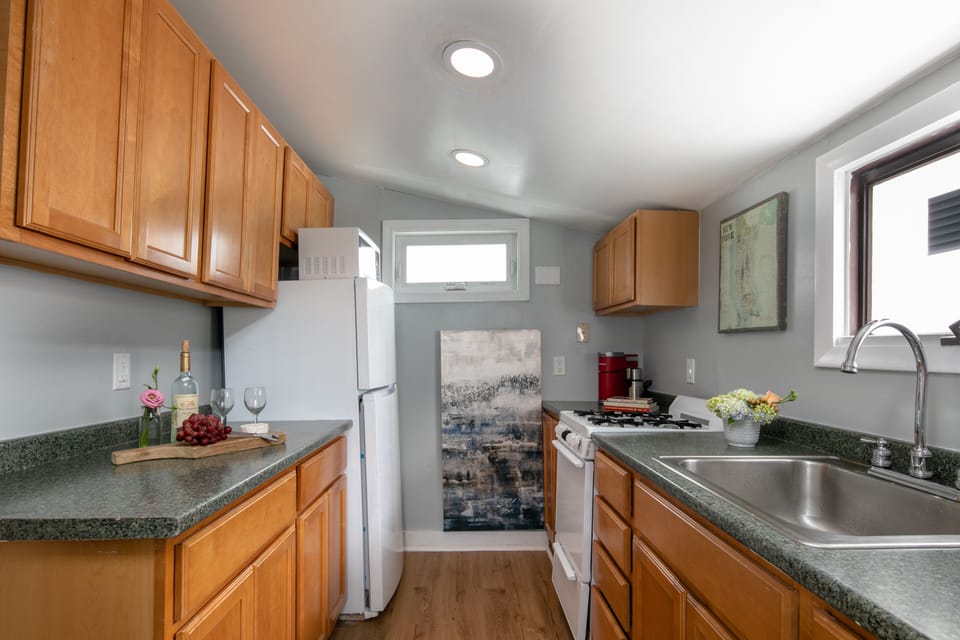 The Crab House Experience | Private kitchen | Full-size fridge, microwave, oven, stovetop