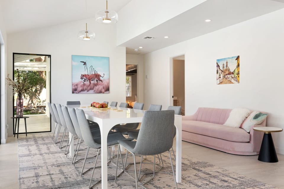 Formal dining table to enjoy a delicious home cooked meal