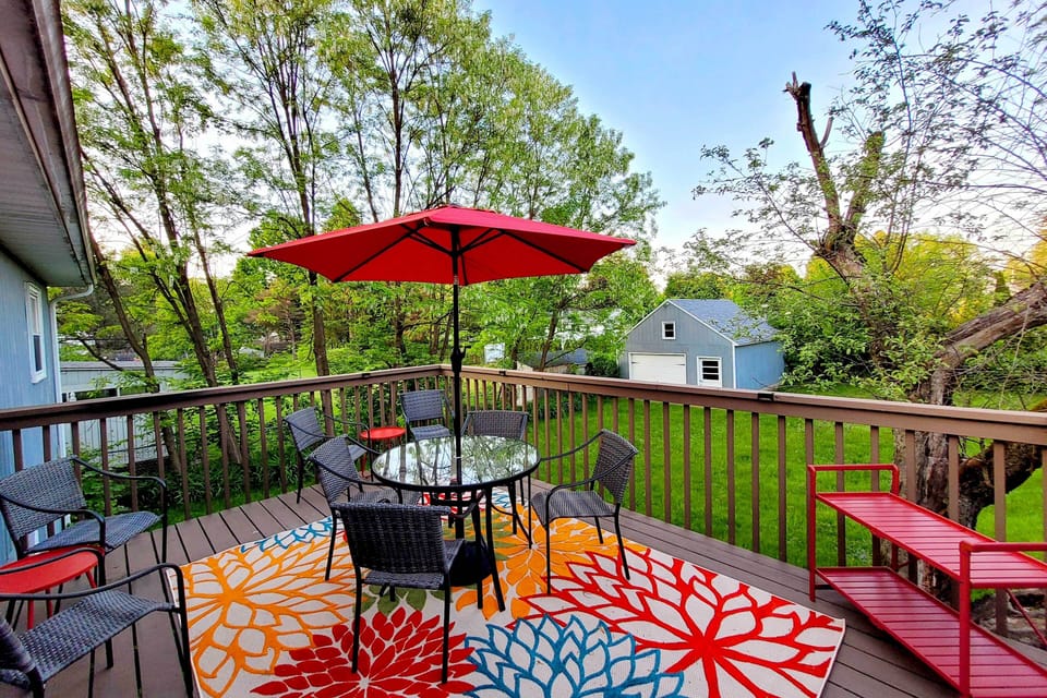 Deck | Backyard